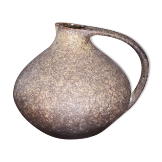 Ceramic jug