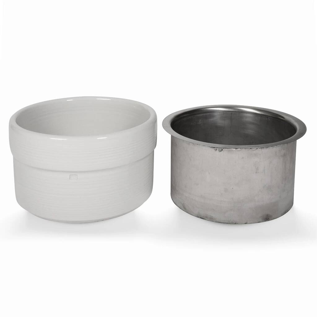 Ceramic flower pot by Aleš Werner
