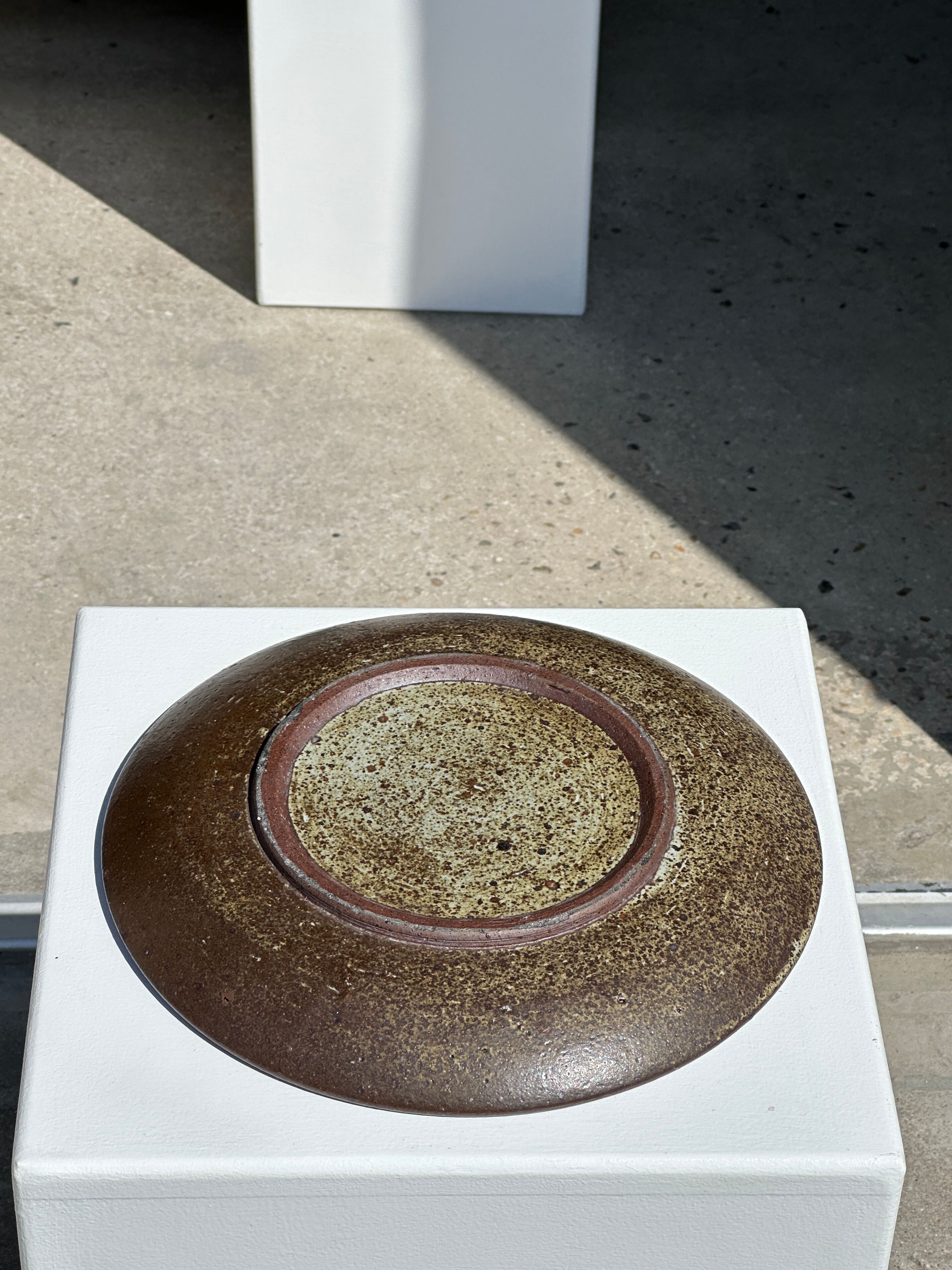 Indonesian green ceramic dish D:26.5