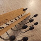 Tie rack