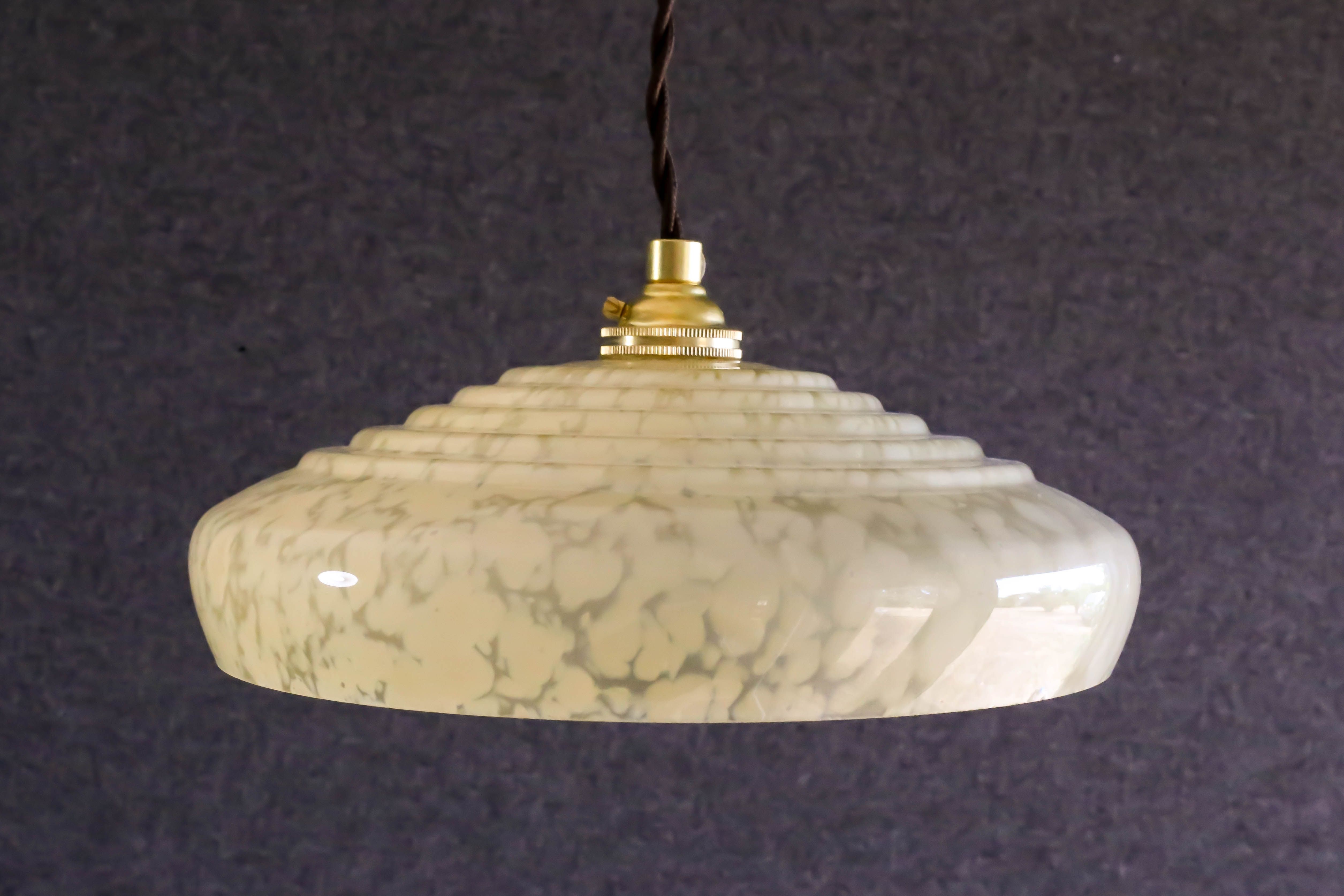 French pendant lamp in pale yellow clichy glass - delivered with new cable and brass socket