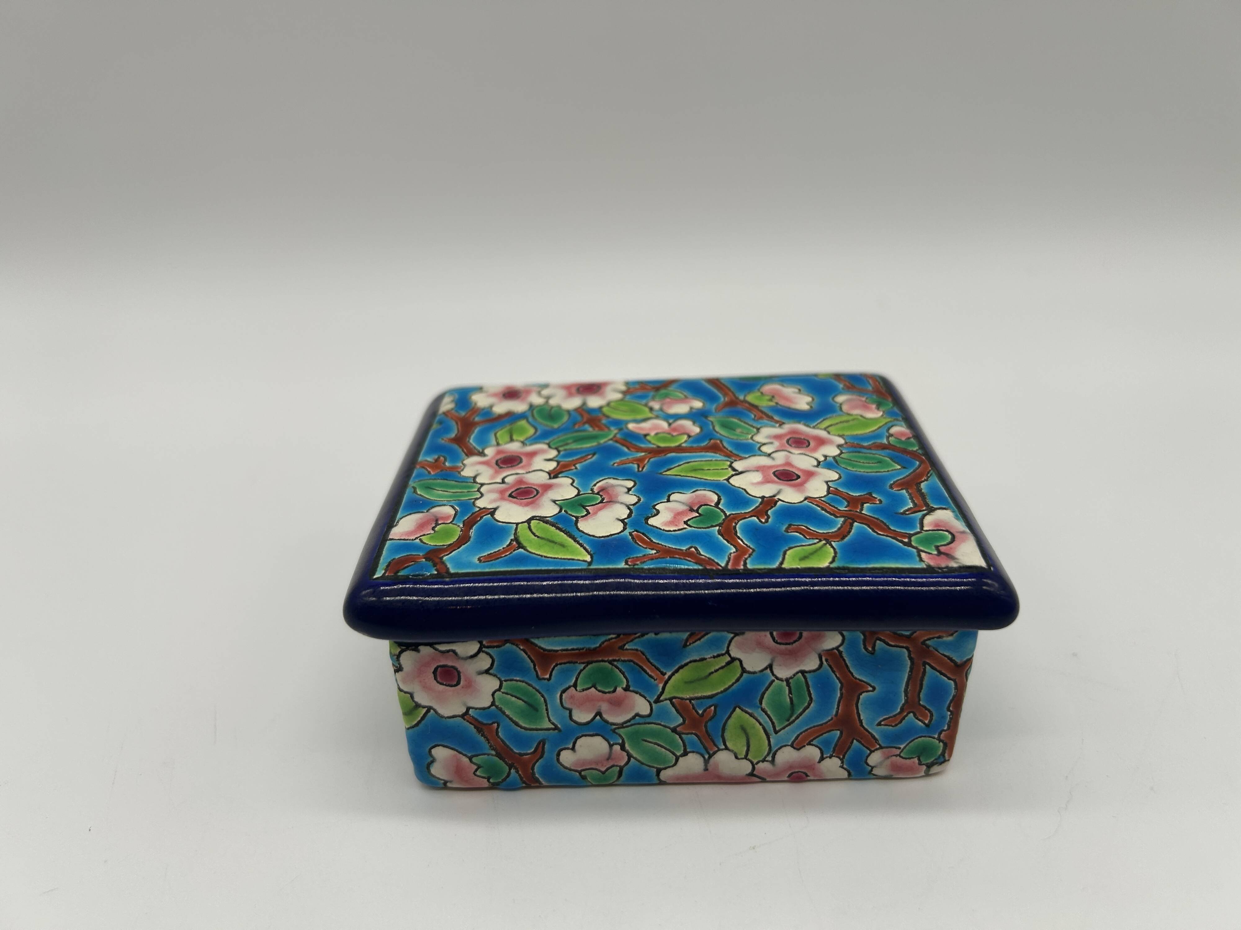 Bonbonnière in faience and Longwy enamels