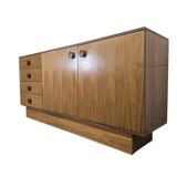 Vintage wooden sideboard / chest of drawers / sideboard