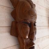 Masque tribal/ africain en bois