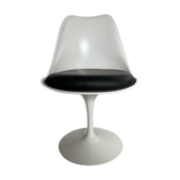 Tulip chair by Eero Saarinen for Knoll International U.S. 1960