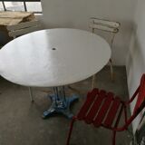 Guerin metal garden table, bistro table, cast foot