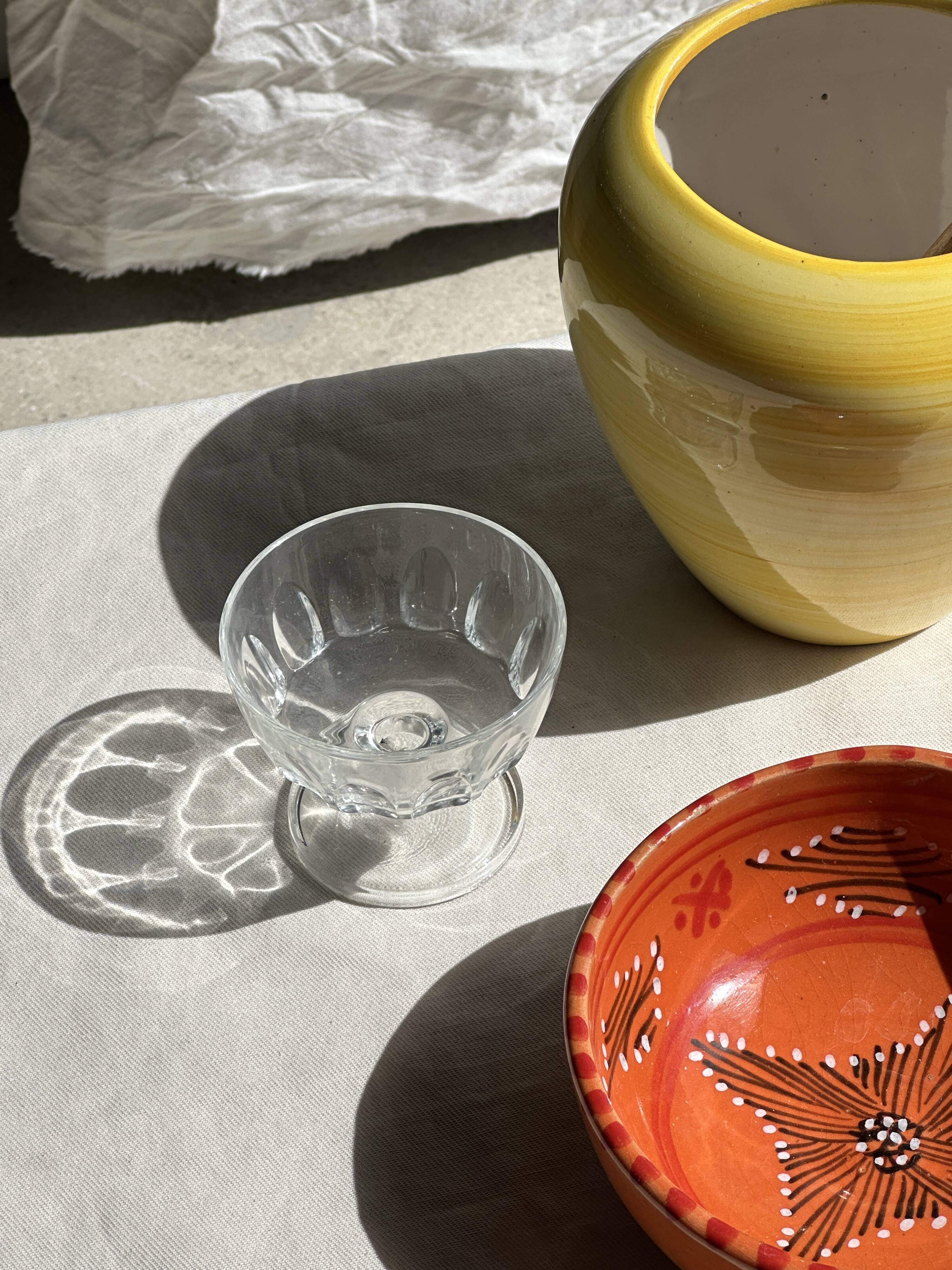 11 France Arcoroc footed bowls