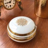 Porcelain jewelry box