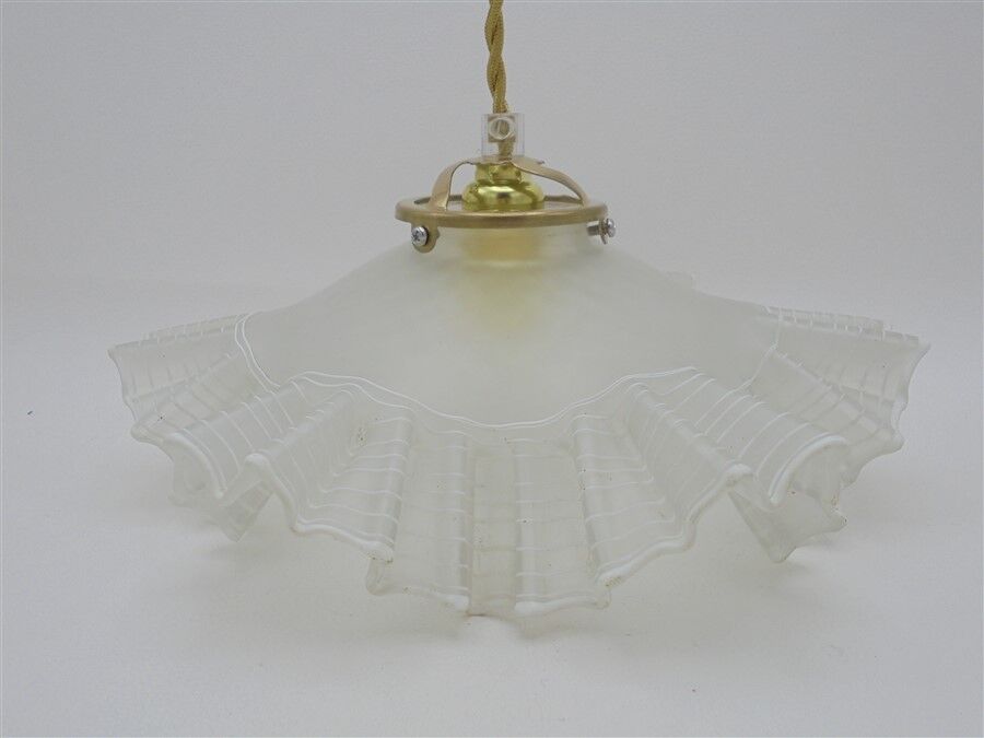 Suspension draped effect