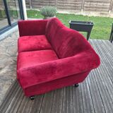 Red divan