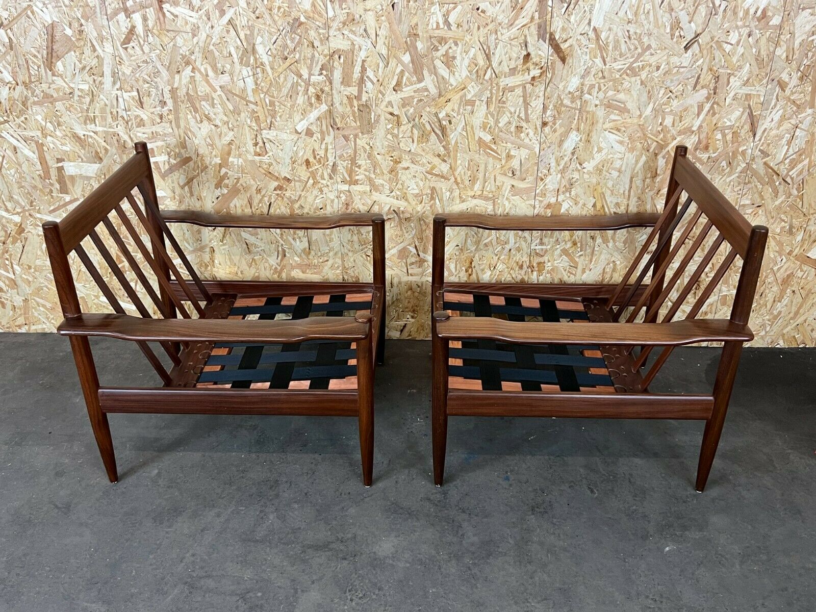 2 fauteuils scandinaves
