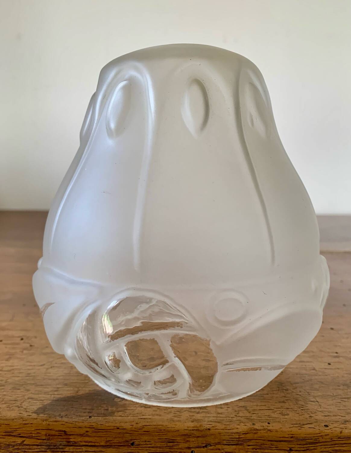 Glass tulip lampshade