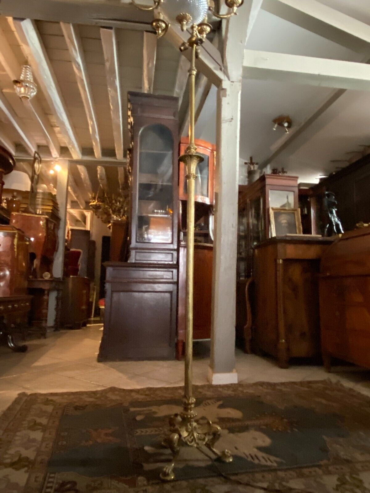 Floor lamp with adjustable height in bronze XIXth style Restoration feet claws