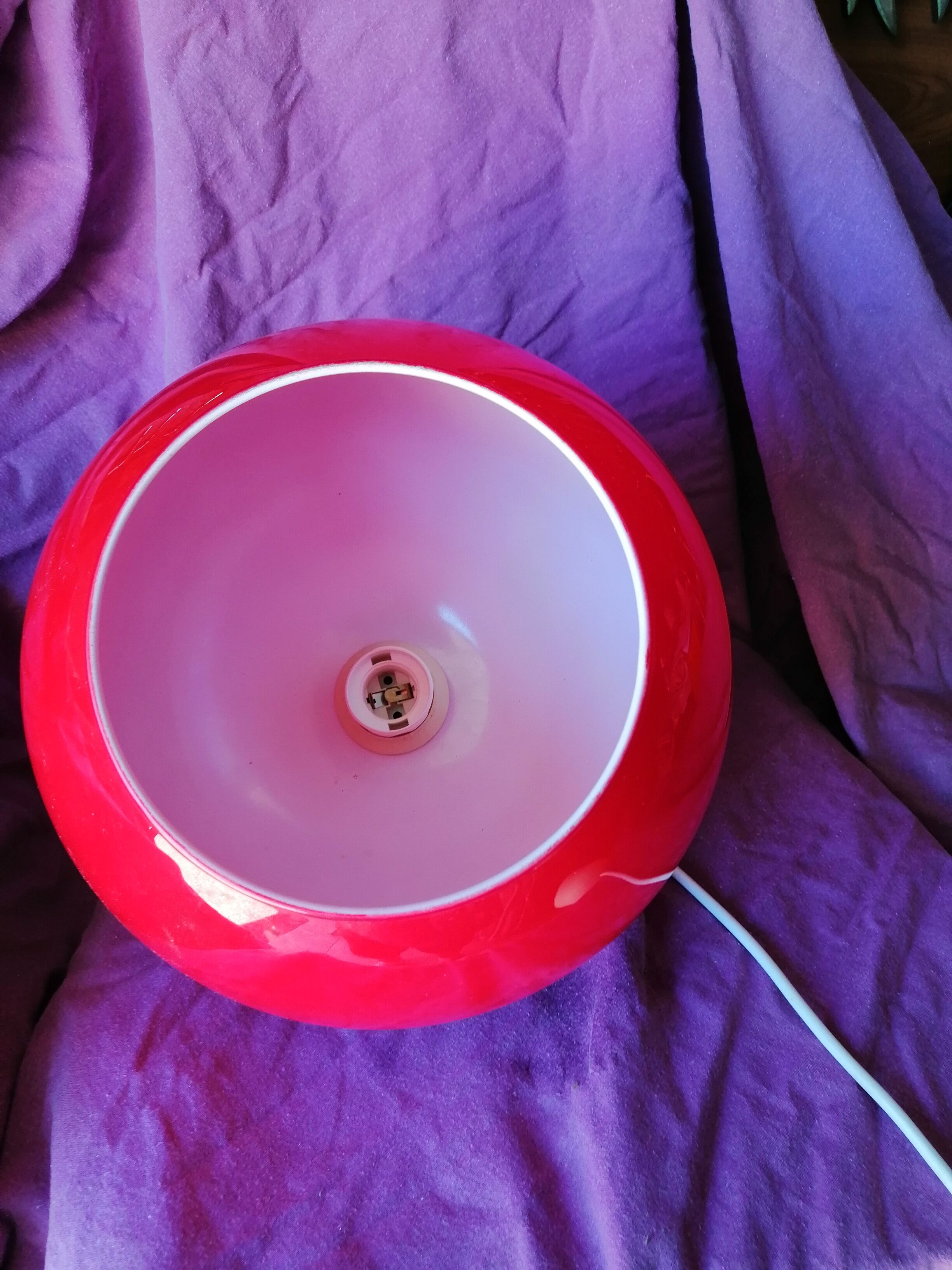 Vintage red suspension