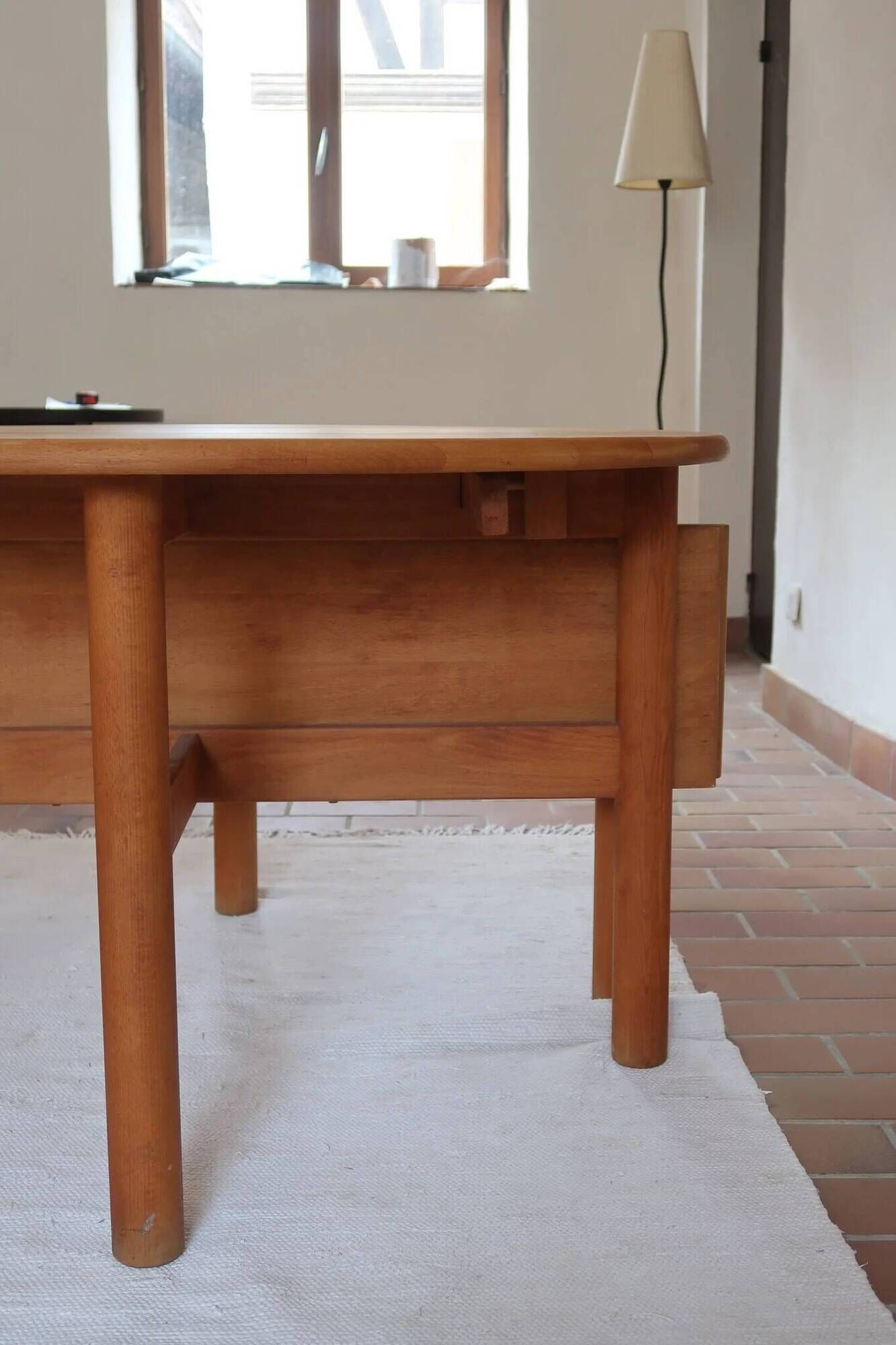Table ronde extensible en hêtre massif, années 80
