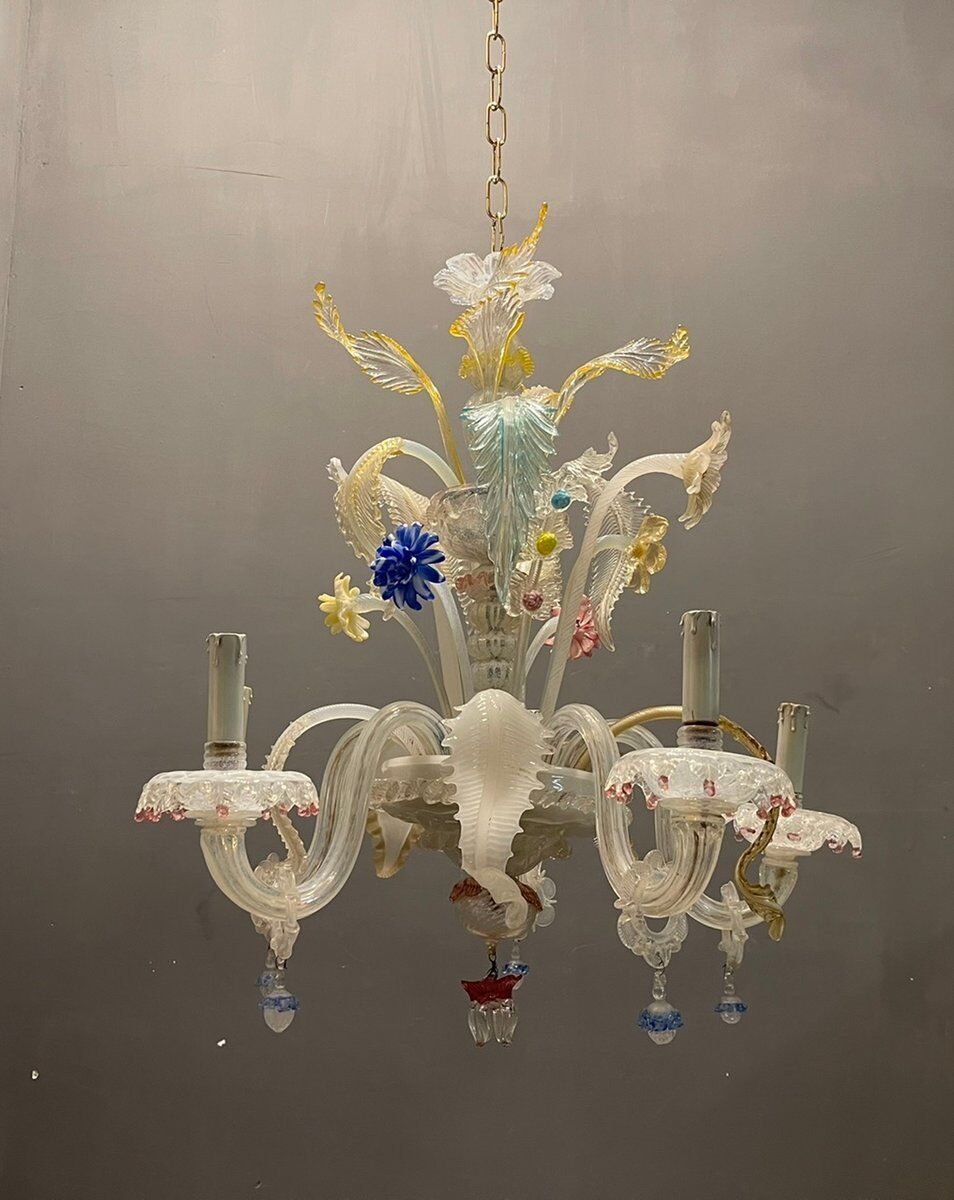 Italian harlequin chandelier in Venetian murano glass