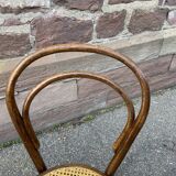 2 curved wood bistro chairs Fischel Thonet Nr 14
