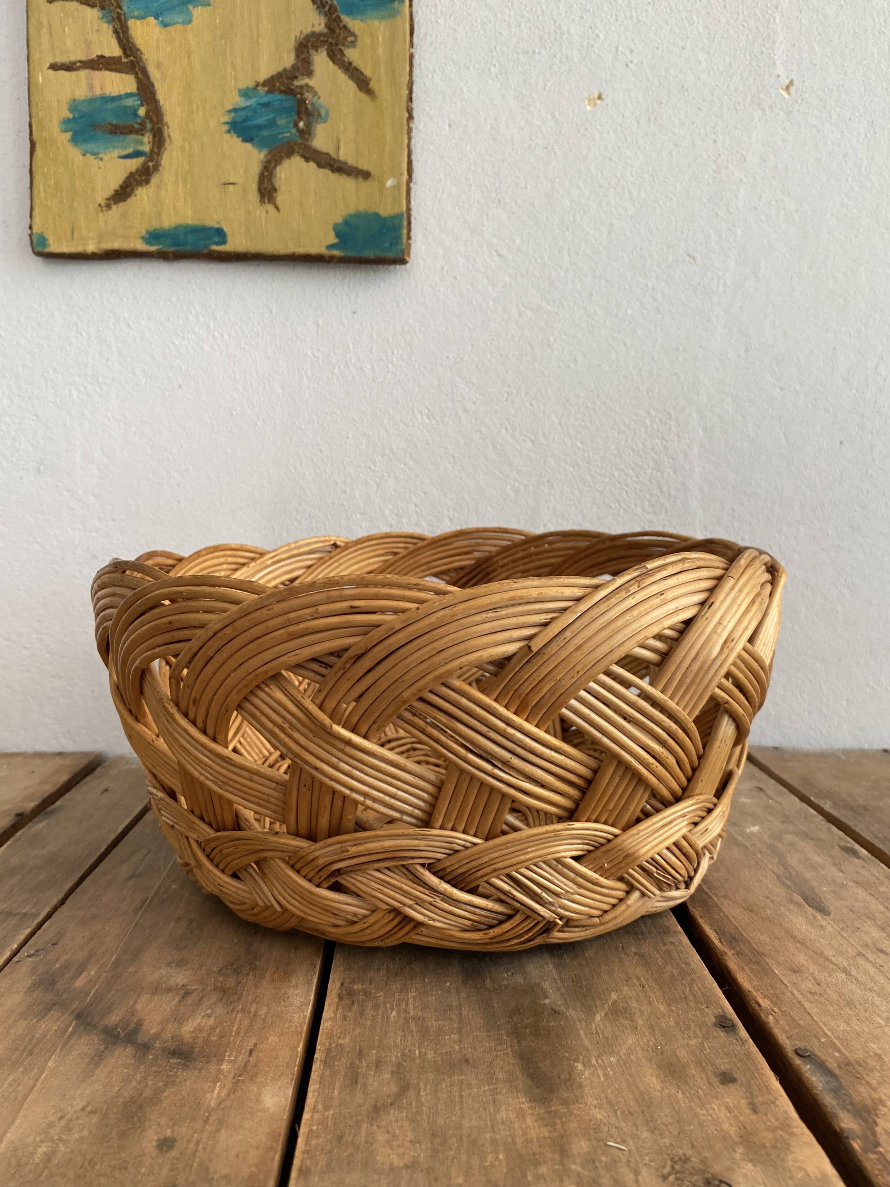 Woven straw basket