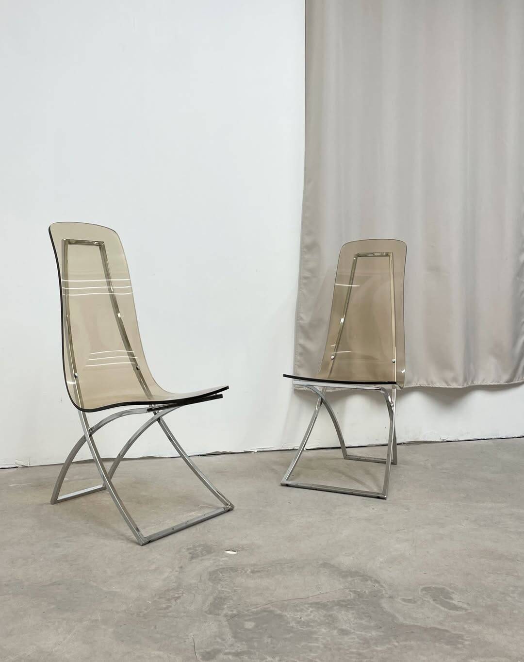 Pair of CH4 chairs by Edmond Vernassa, 1973