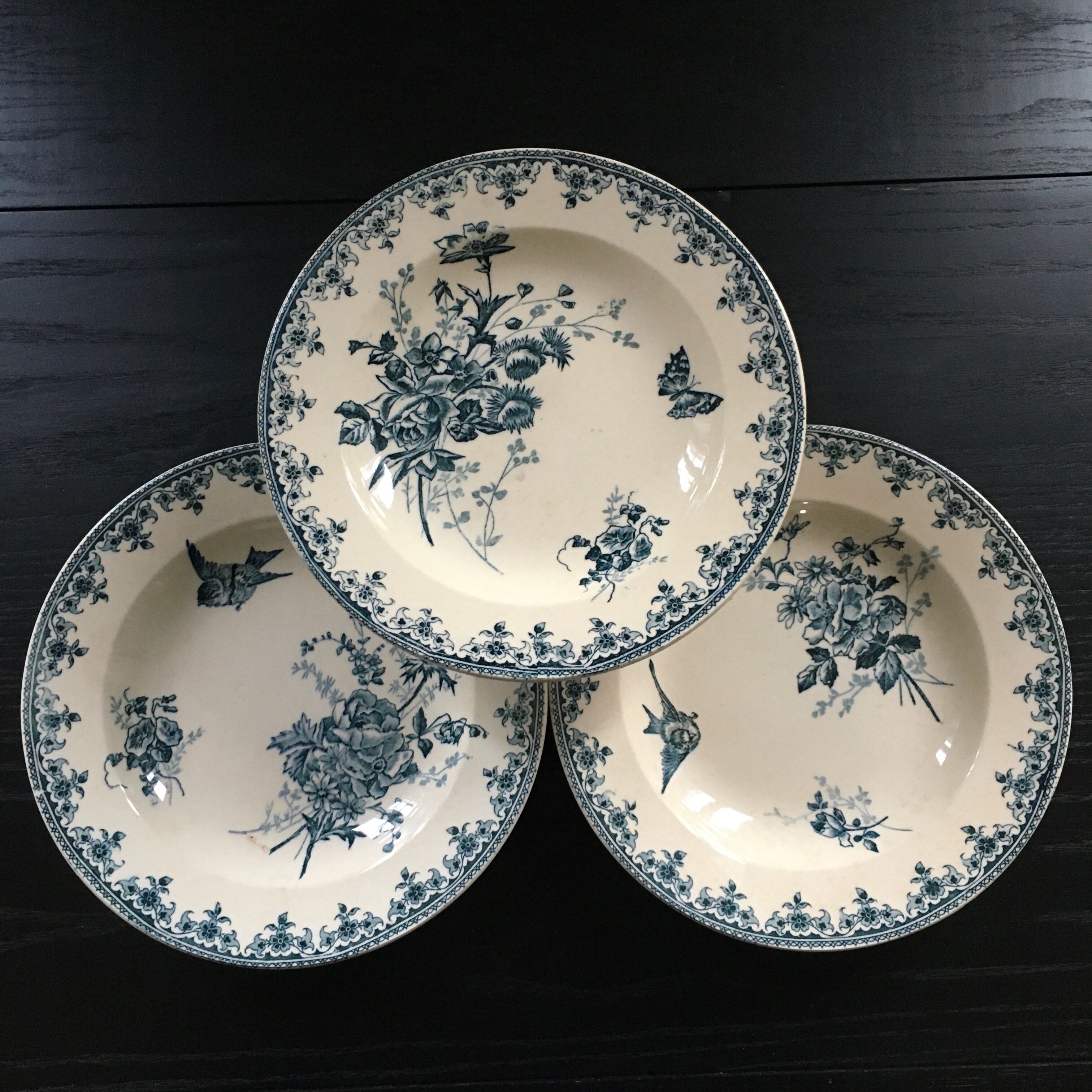 Lot 3 assiettes terre de fer