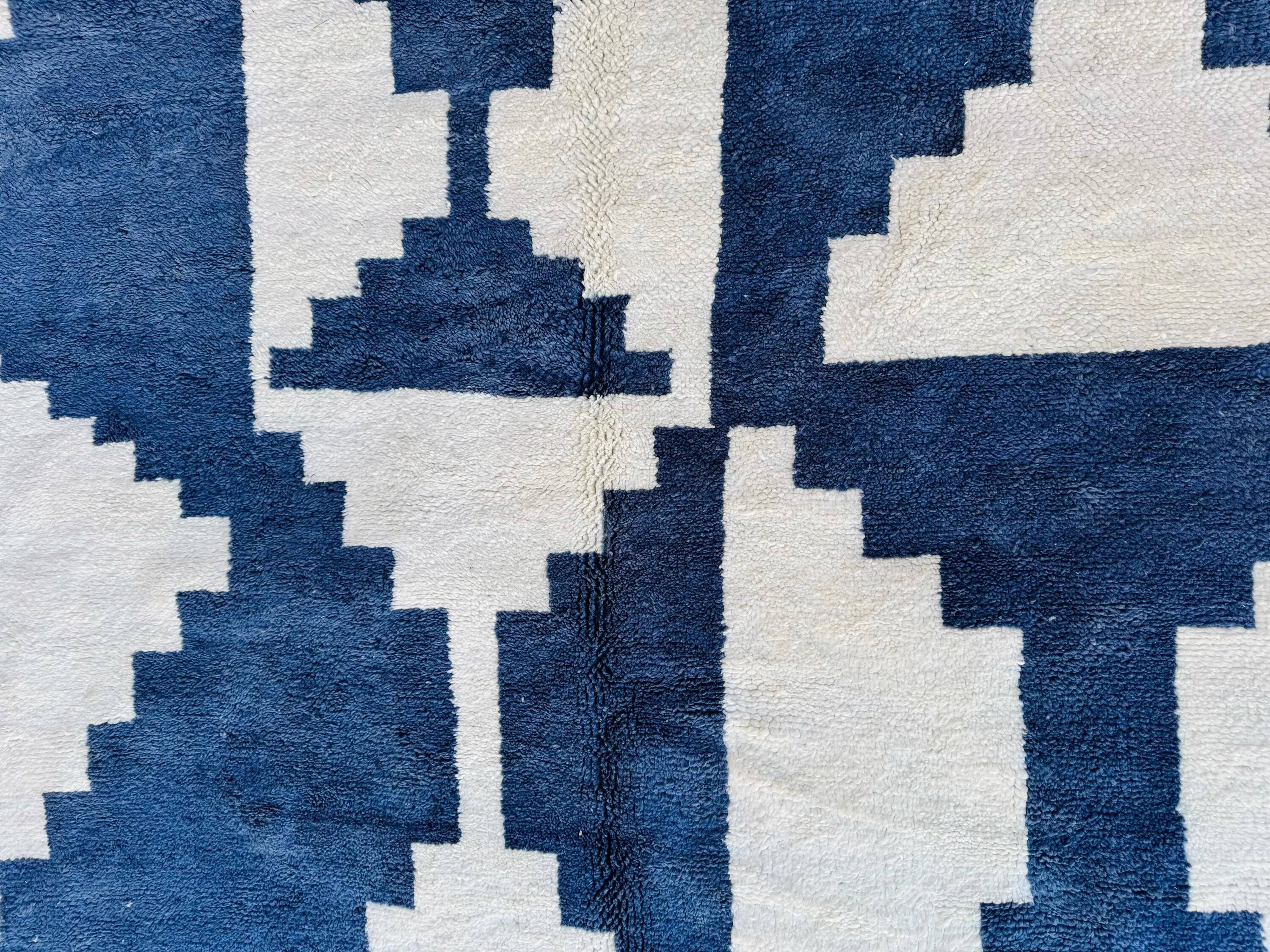 Handmade wool rug from Morocco 3 x 2 m