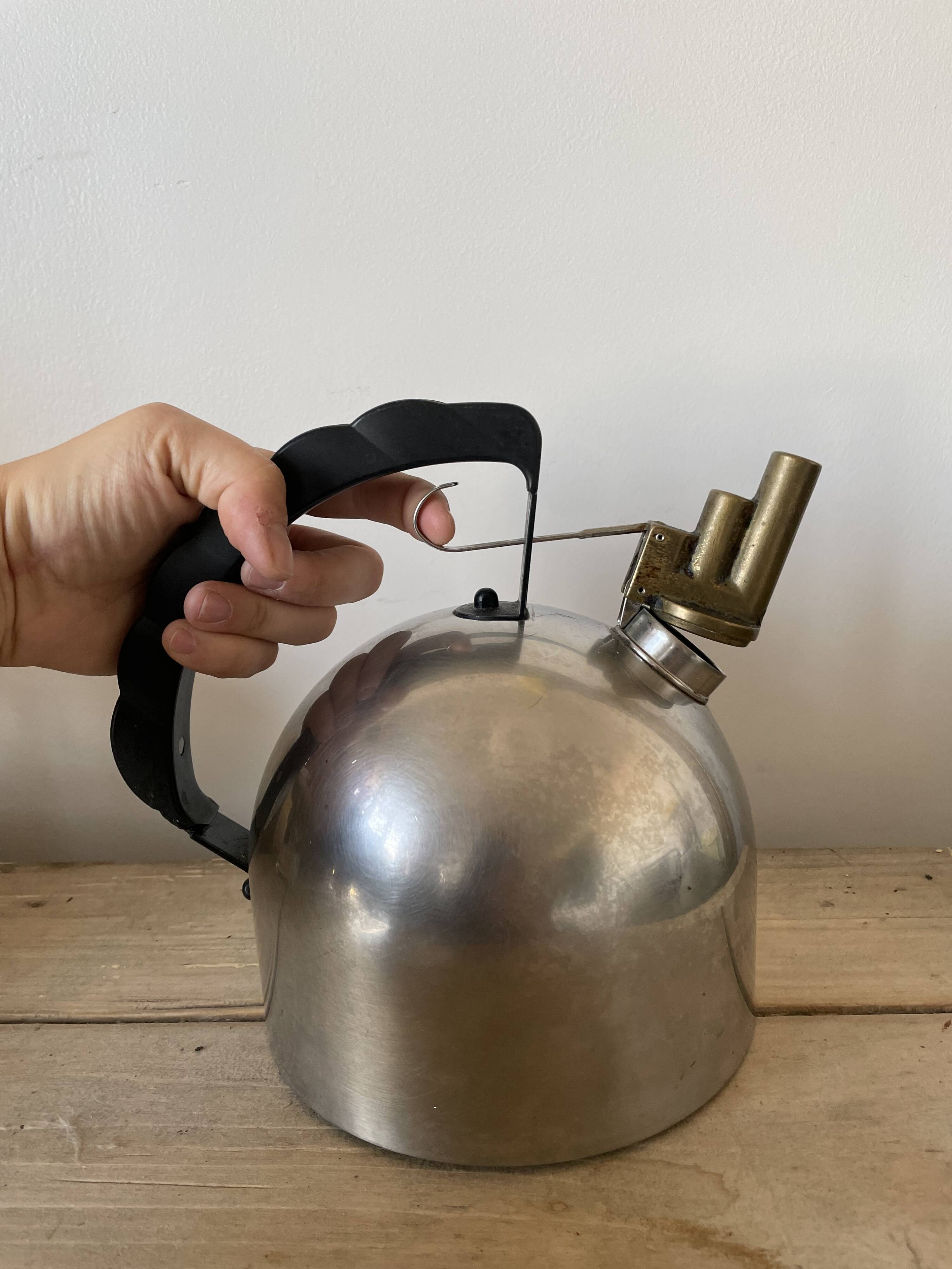 Richard Sapper Alessi kettle 1983