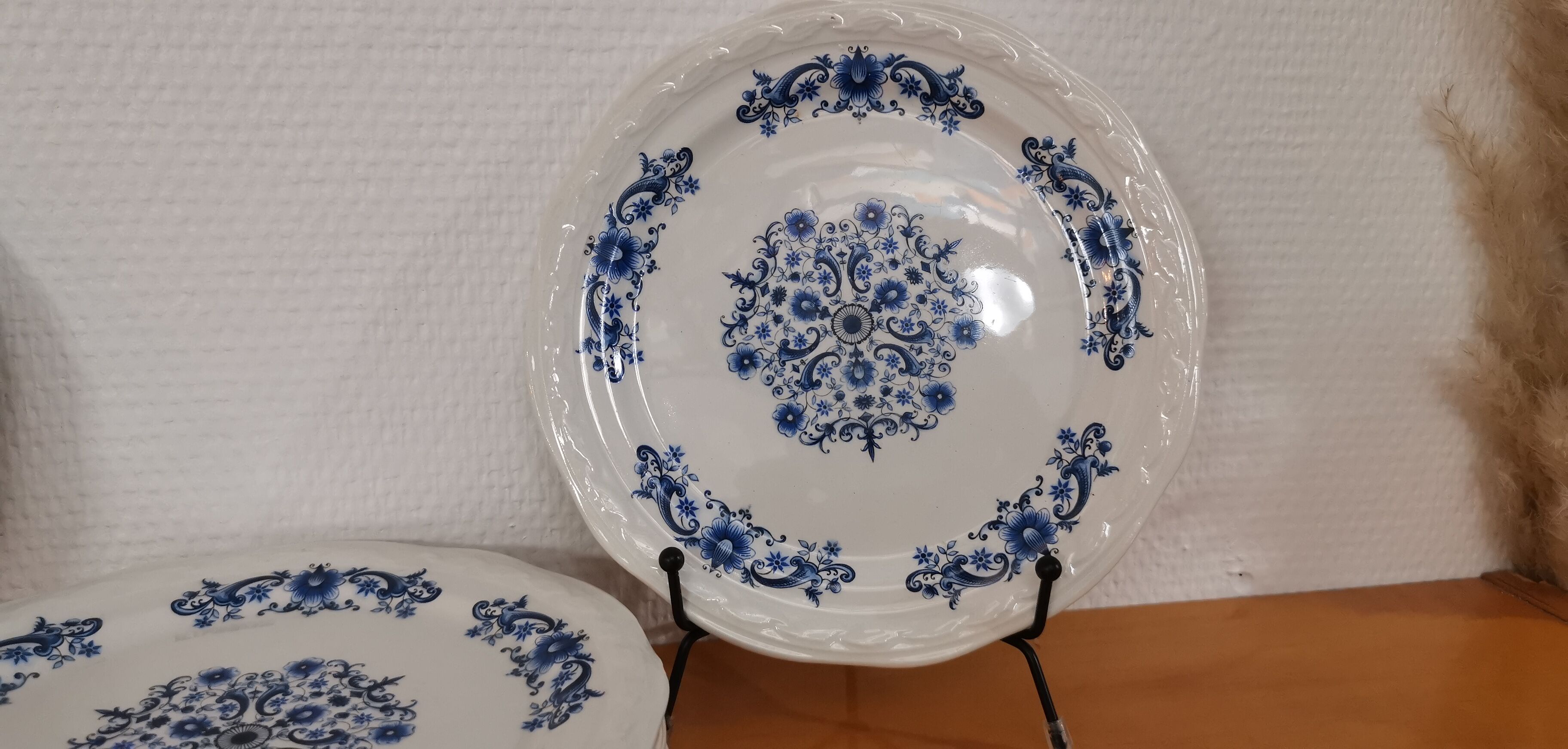 Set of 8 old dessert plates in French earthenware Moulin des Loups from the 50s