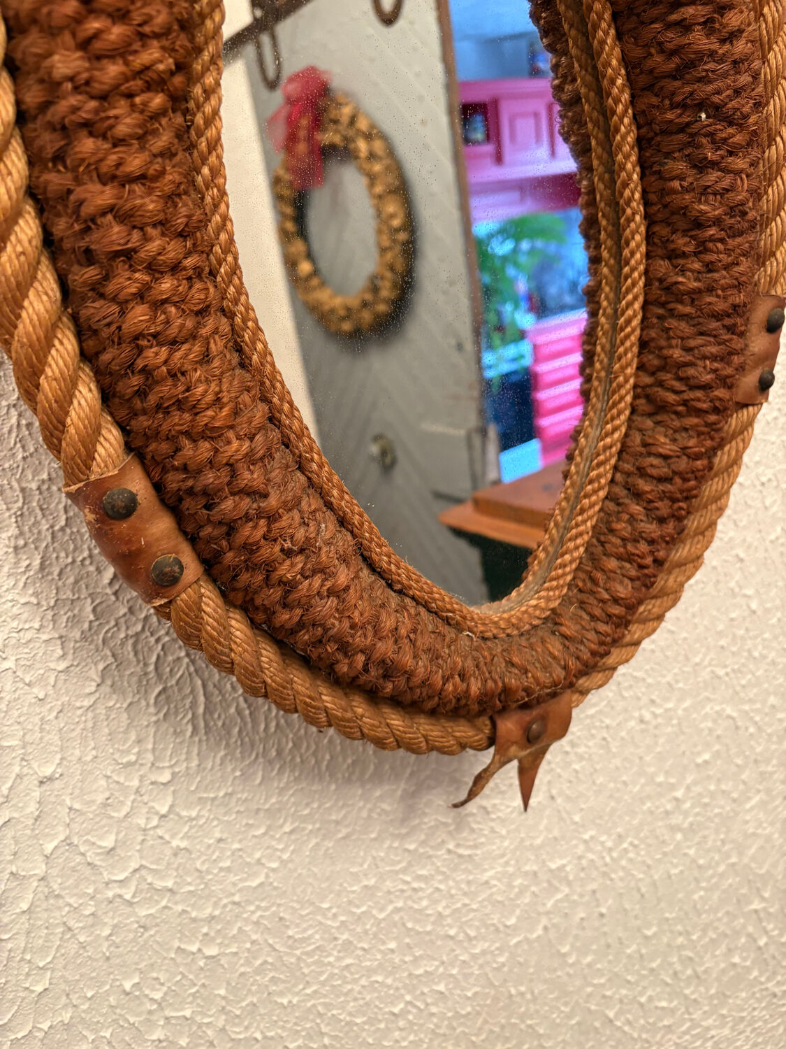 Audoux kitty horse necklace mirror