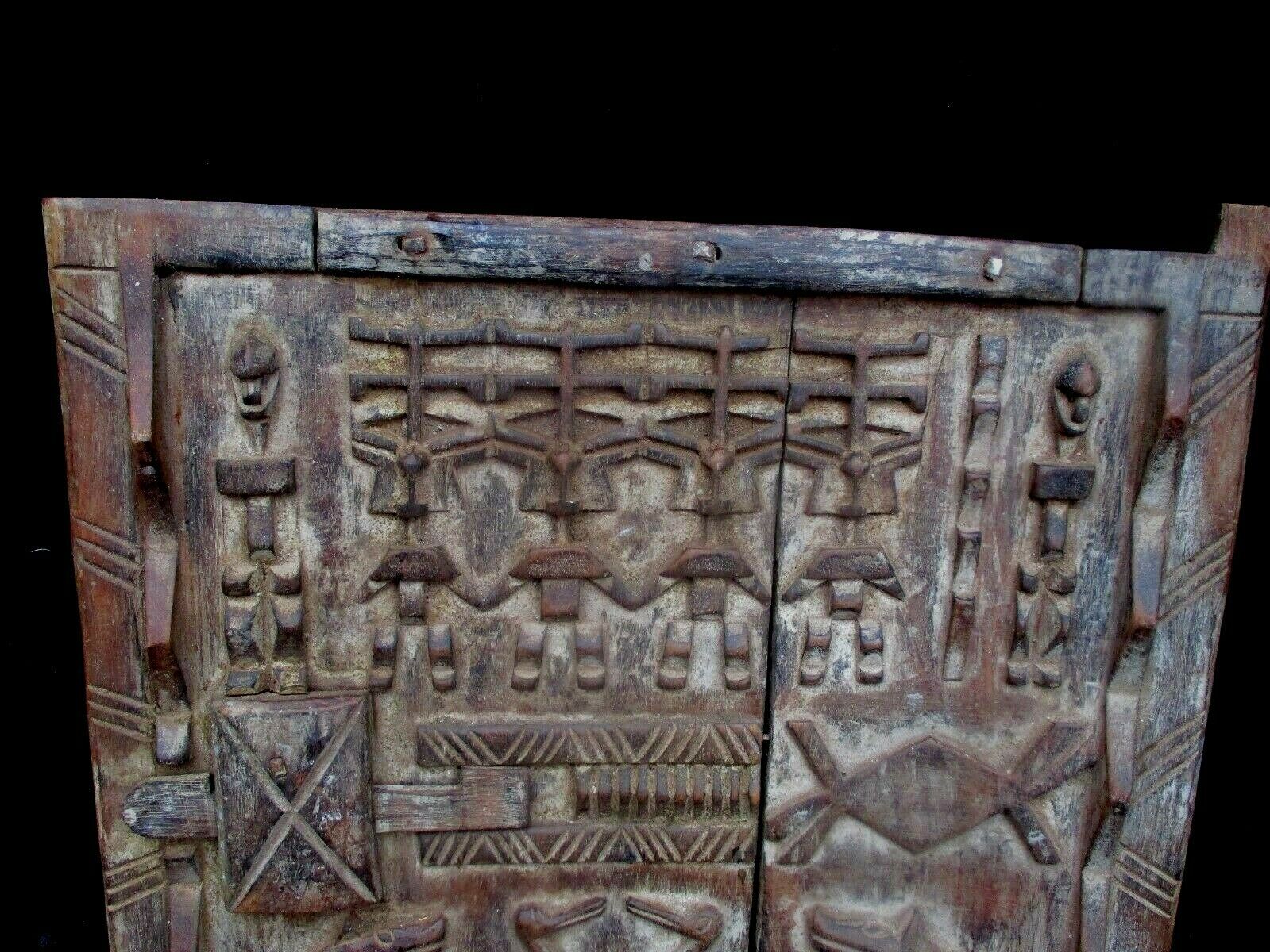 Attic door Dagon Mali