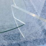 1980s design coffee table in glass and perspex (lucite)