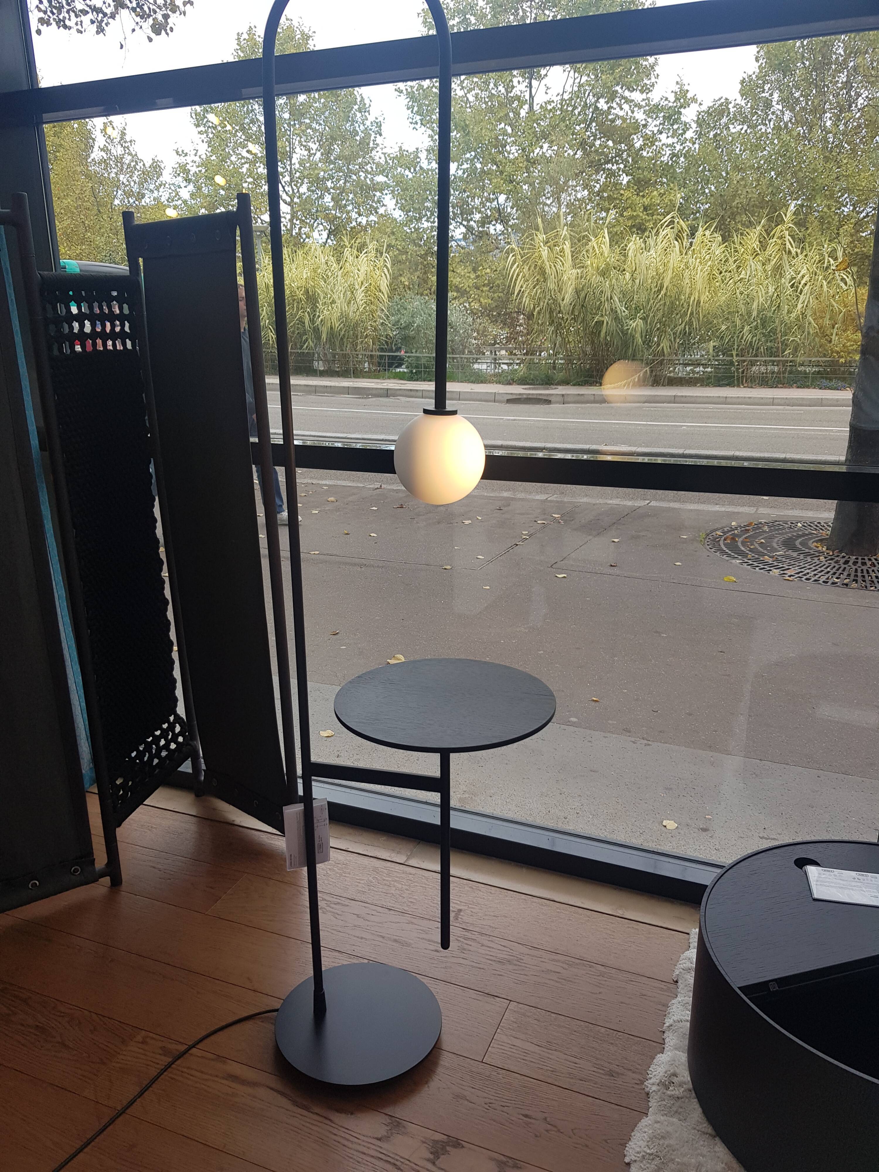 Floor lamp "Light with a Table" Living Divani, Design Keiji Takeuchi