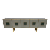 Buffet italien postmoderne en verre coloré et laiton, années 1980