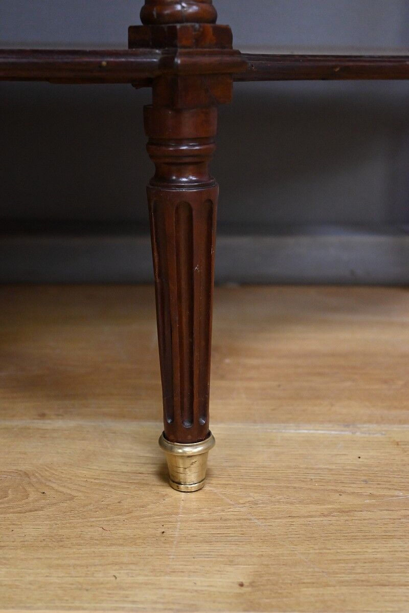 Console in mahogany and marble, Louis XVI period – late 18th century.