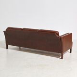 Three-seater leather sofa