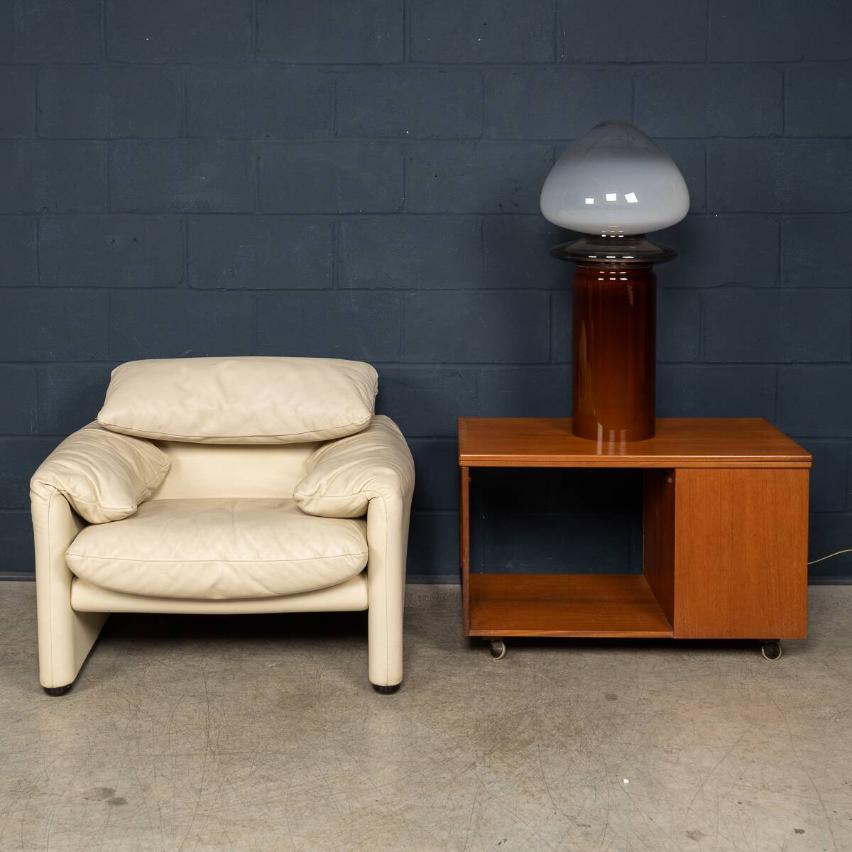 21stc italian contemporary hand-blown glass lamp, murano