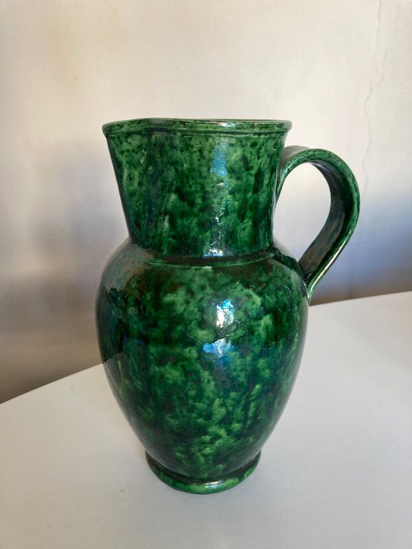 Pichet vase en terre vernissée vert Vaullauris 1960