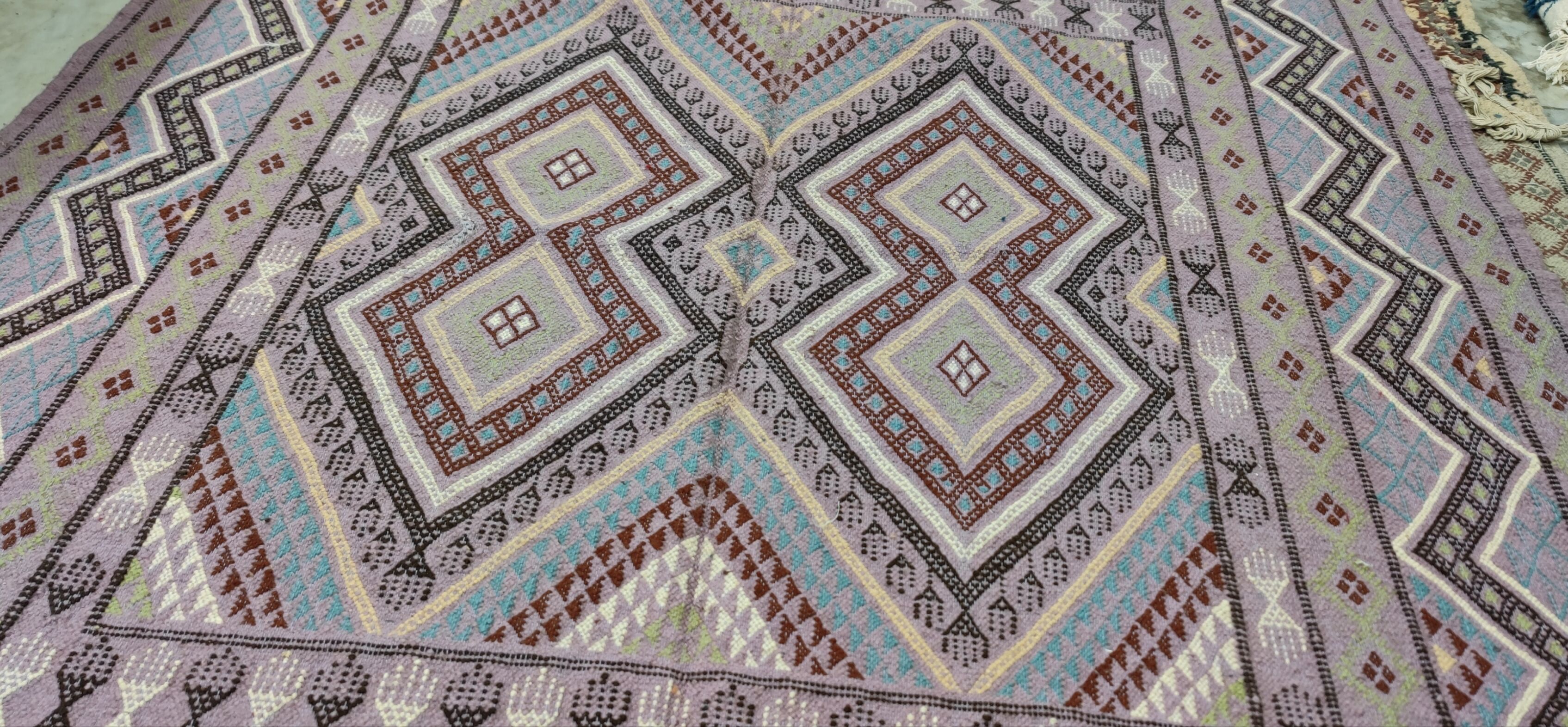 Handmade margoum rug in natural wool