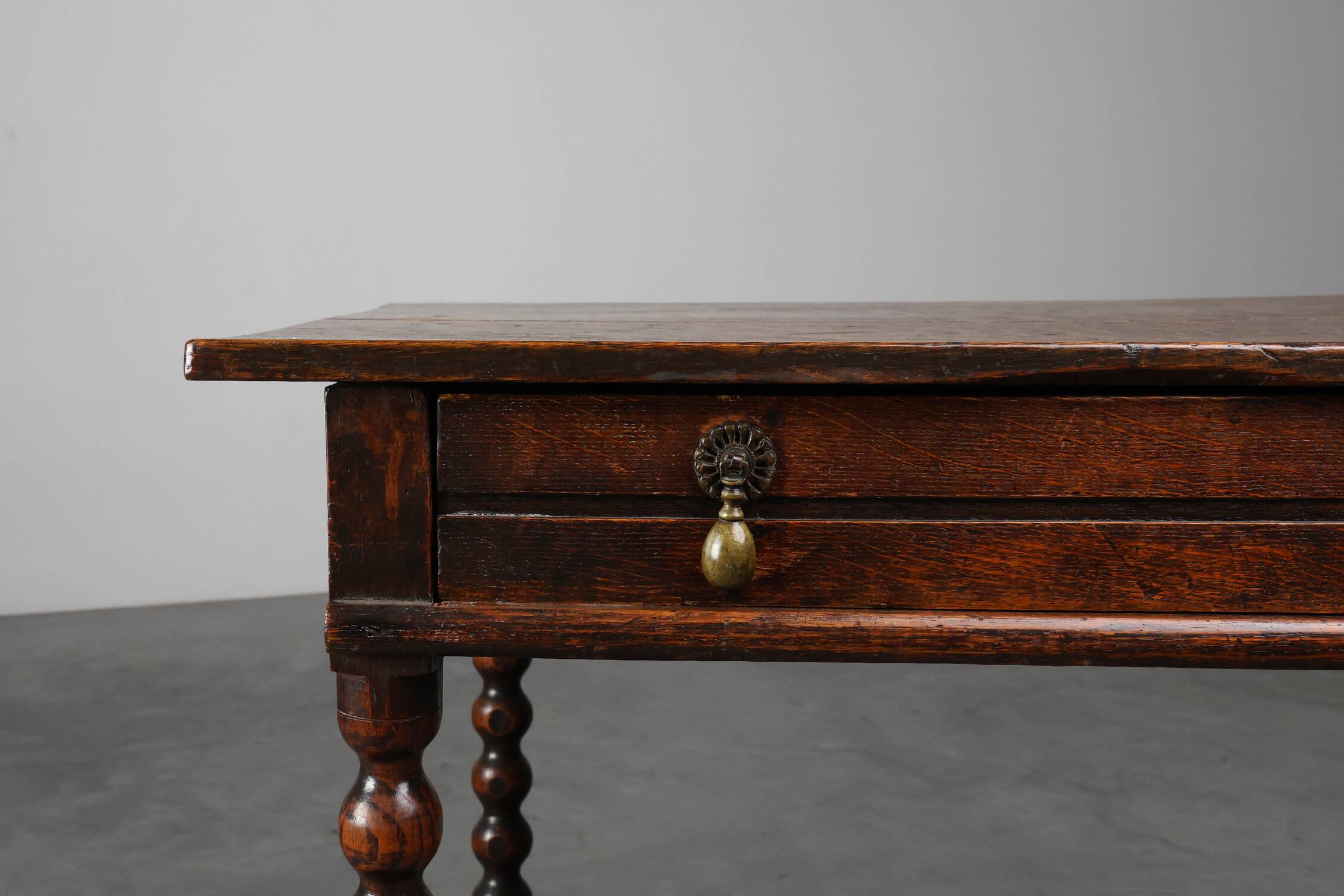 18th Century English Bobbin-Turned Oak Side Table with Bronze Hardware, Jam