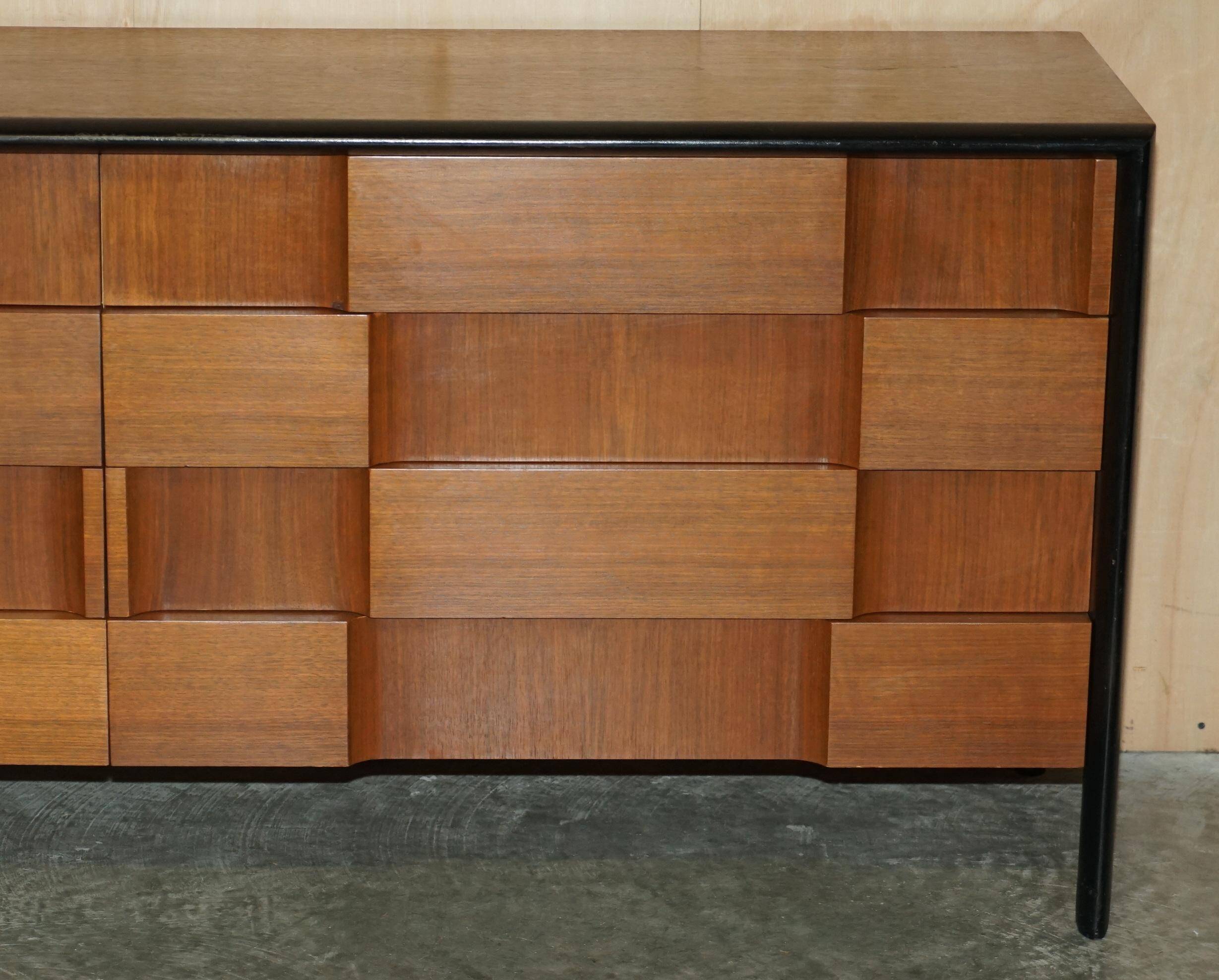 Buffet Edmond J Spence à damier Moderniste du Milieu du Siècle