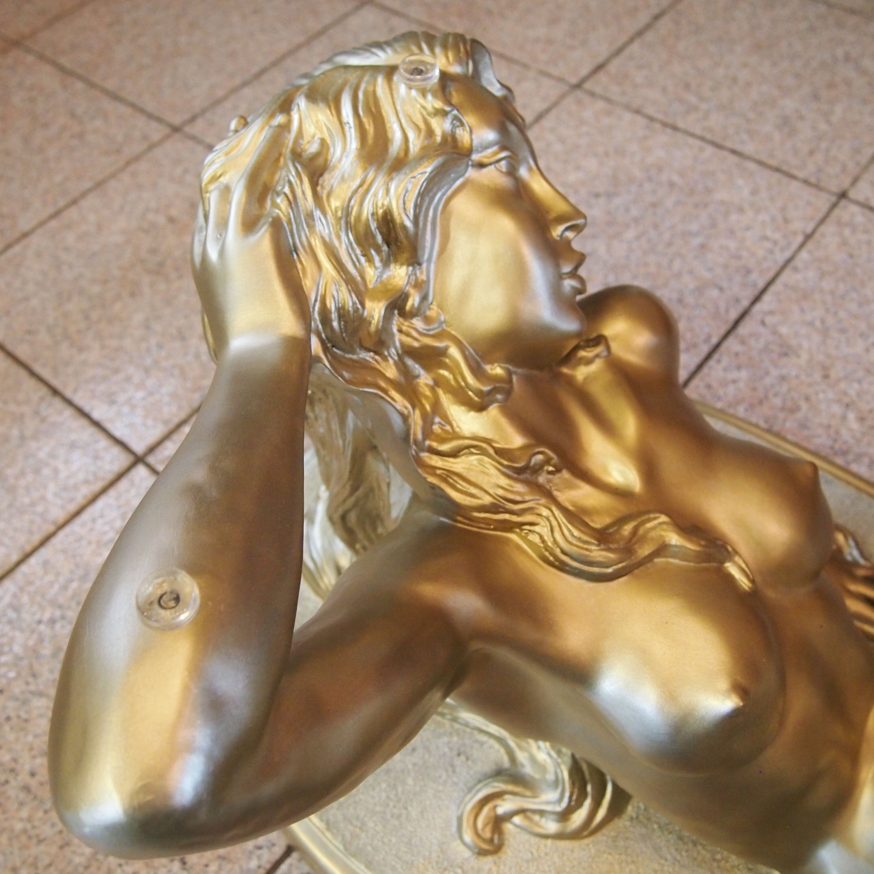 coffee table with glass plate - Resin/Polyester