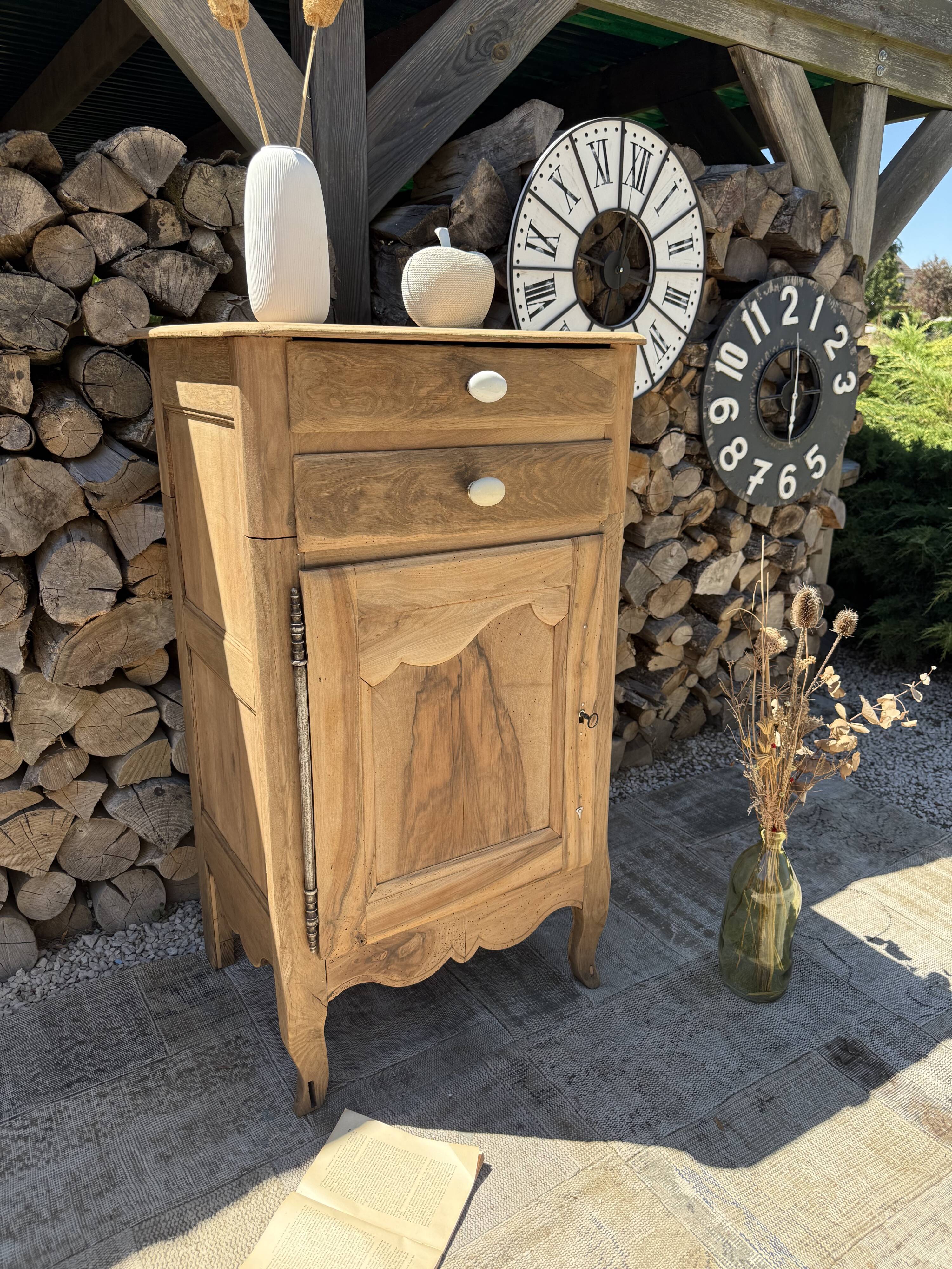 Renovated solid wood confiturer
