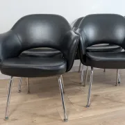 Set of 6 "Conference" chairs by Eero Saarinen for Knoll International