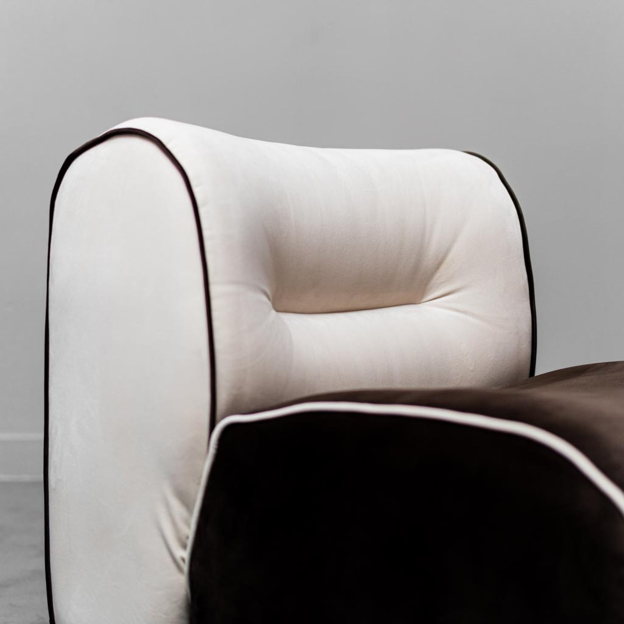 Fauteuil velours 1970