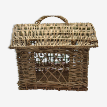Wicker basket in the shape of a house