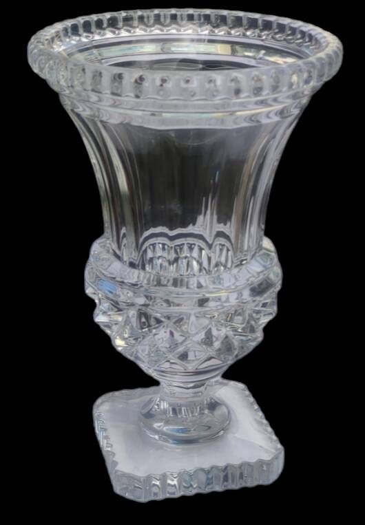 Old Medici vase cut crystal/Art Vannes France