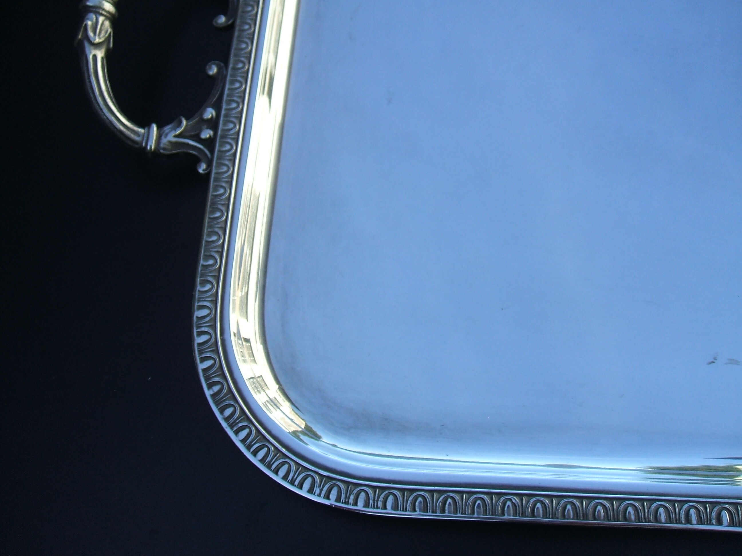 Silver metal service tray