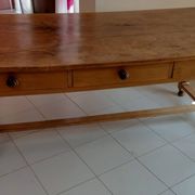 Farm table