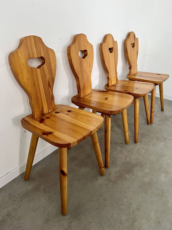 Lot 4 anciennes chaises de ferme en pin années 60 vintage
