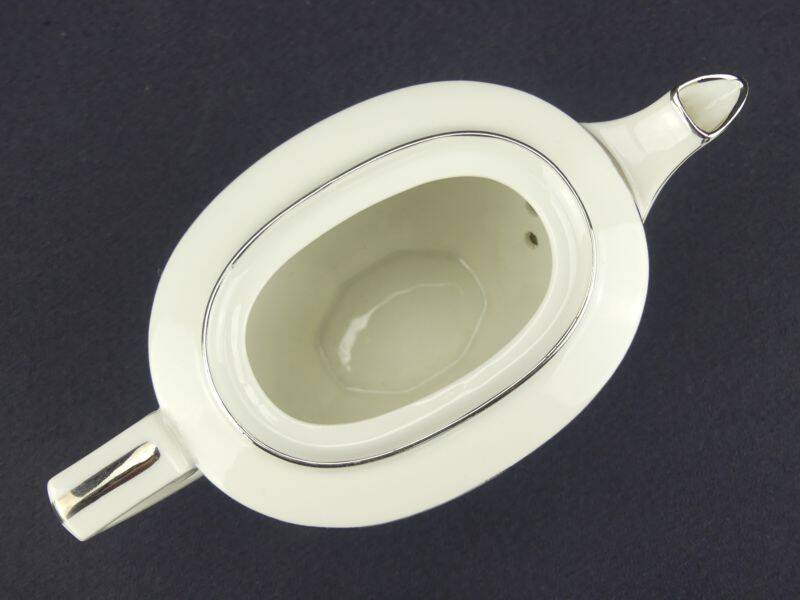 Art Deco tête-à-tête in Limoges porcelain by Legrand