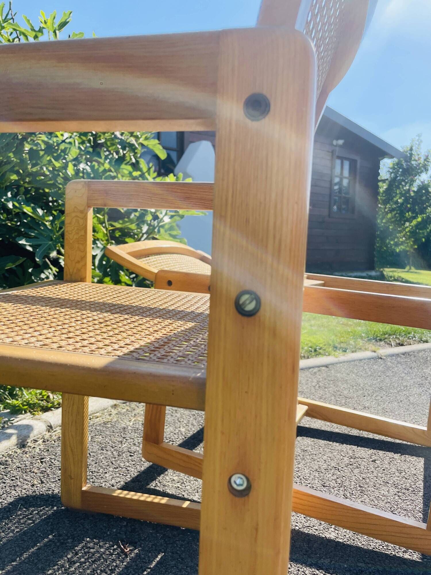 Paire de fauteuils vintage bois et cannage scandinave